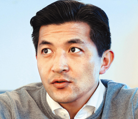 
	���� ����� ���Ż繫�ǿ��� ���� ȫ���� �缱�ڴ� '���� ���� ���� �� �� ����̴� ���е� ��� �� ���̶���� ������ ���̿� ���ϸ� ���� ���� �޾���'�� �ߴ�. / ���濭 ���� krchung@chosun.com
