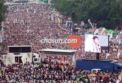 
	5�� ���ﱤ�� �к���ȸ ���İ� ����θ� ���� ä��� �ִ�. /���°� ����
