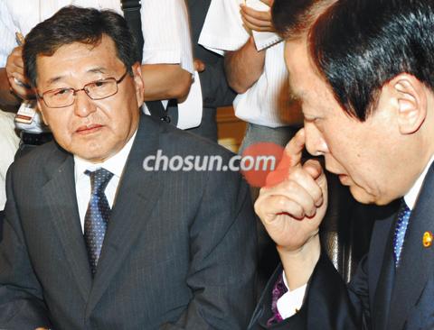 
	���� 12�� ����ߴ� ������(����) ����ƻ� ������ 15�� ����� ���ƿ� ����ȸ�㺻�ο��� ������ ���Ϻ�������� ��� ����� �����ϰ� �ִ�. /�ֿ��� ���� wjjoo@chosun.com
