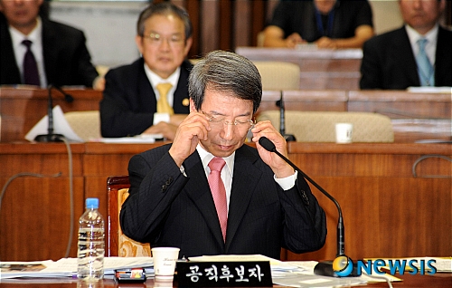 
	
                ������ �����Ѹ� �ĺ��� �λ�û��ȸ
            
