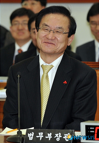 
	
                �̼����� �̱ͳ� ���������
            
