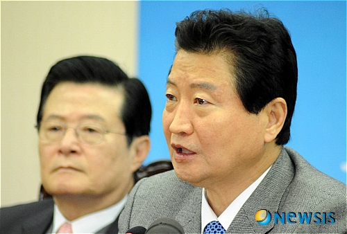 
	
                ������ ��� ������� �̾߱��ϴ� �Ȼ�� ������ǥ
            
