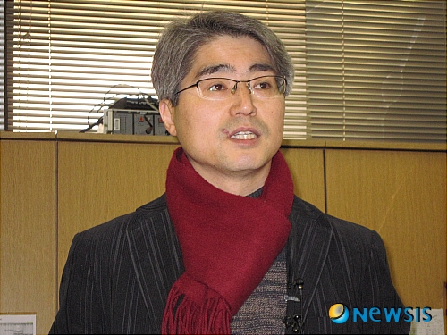 
	
                '�Ѹ��� ��ȣ��' ������ ��ȣ��
            
