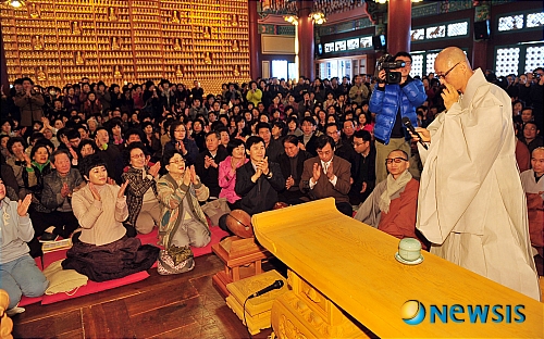 
	
                ���ڵ��� �ڼ� �޴� ������ ���� ��������
            
