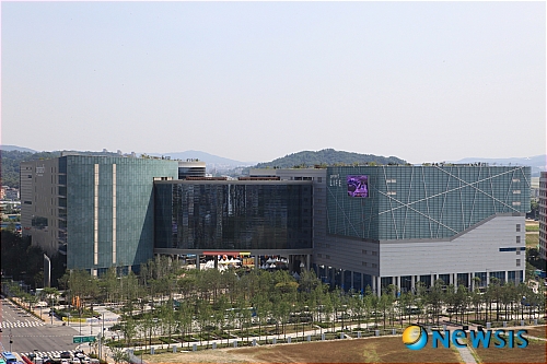 
	
                �������̺� ��������
            
