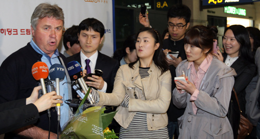 만든 곳: 한국 네티즌본부카페