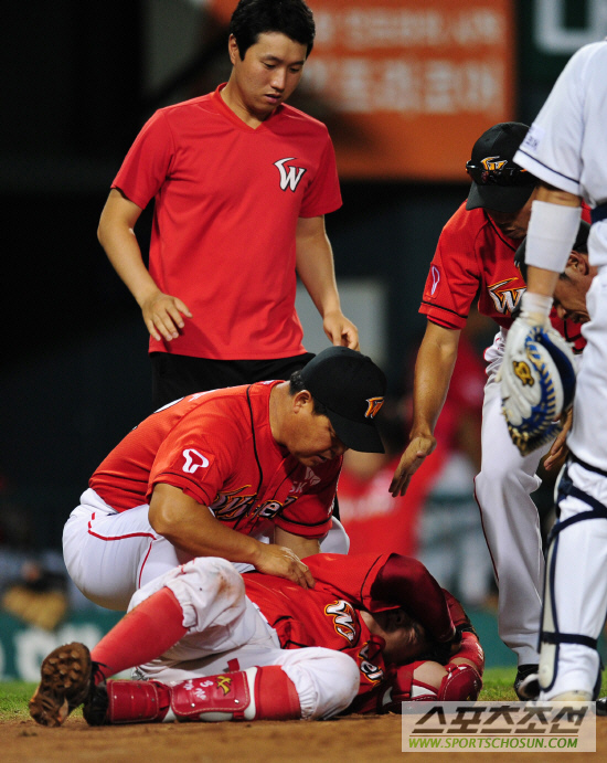 
	[����] SK ����ȯ, '�Ӹ��� ��Ÿ ���ϰ� ����...'
