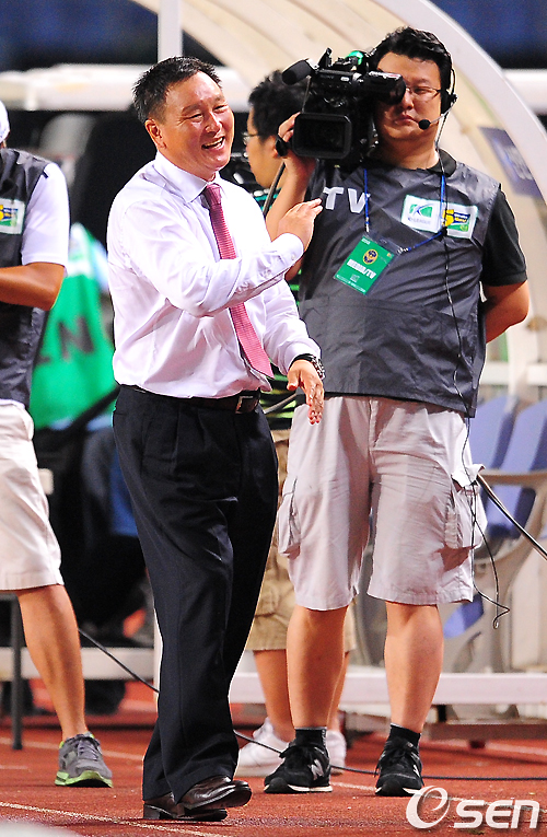 
	[����]������, '�ƽ��� �̼Ҹ�'
