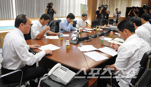 
	[����] ������ �ƽþȰ��� ���� ��Ʈ���� ����?
