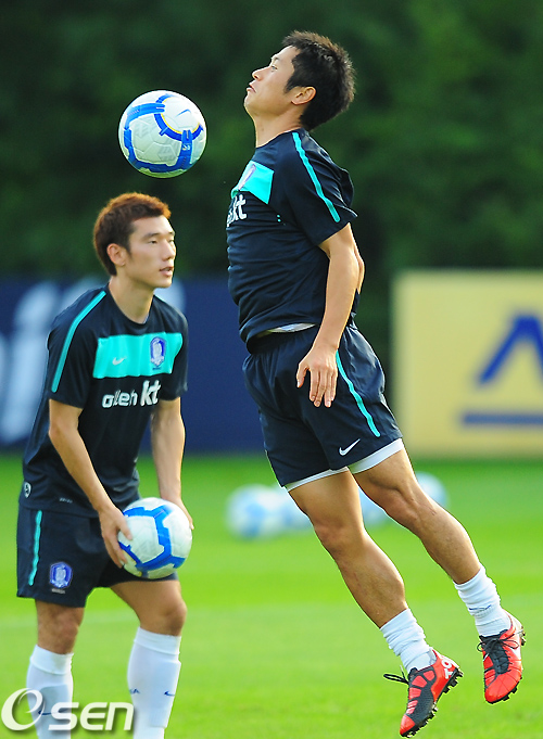 
	[����]�̿�ǥ,'���ƿ�����!'
