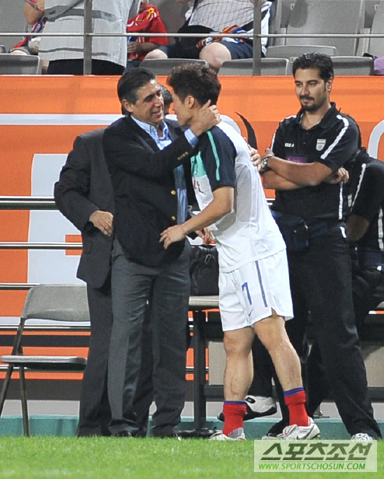 
	[ȭ��] ������, ��Ʈ�� ������ �ݰ����ϴ�
