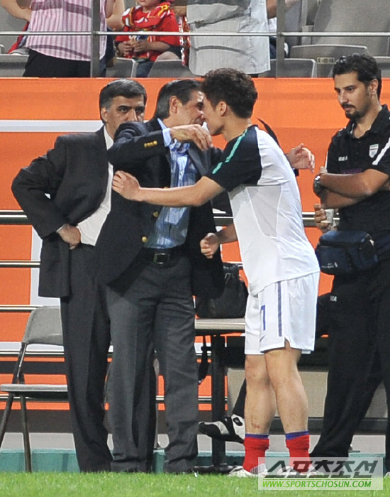 
	[ȭ��] ������, ��Ʈ�� ������ �ݰ����ϴ�
