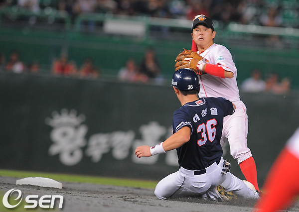 
	[����]����ȯ, '������ ���̽��� ���⿡~'
