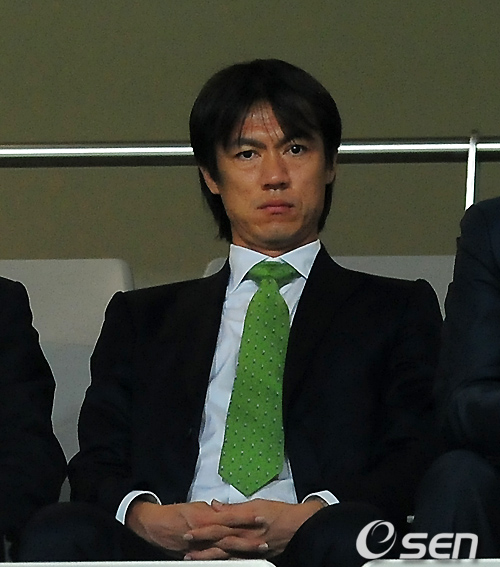 
	[����]ȫ����,'��⸦ �ֽ��ϸ�'
