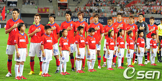 
	[����]�ѱ� ��ǥ��, '�¸��� �����ϸ�'
