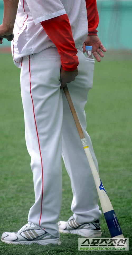 
	[����] ���ξ߱� ��ġ�鿡�� �����Ʈ�� '00' �̴�
