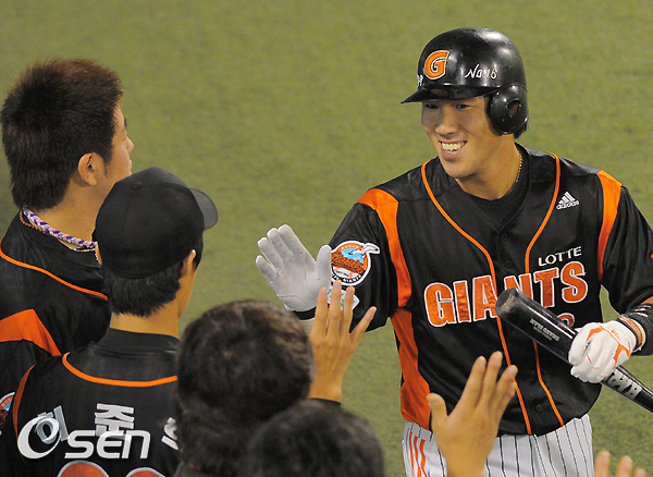 
	[����]'�ַ���' ���ؿ�,'���� �߰���'
