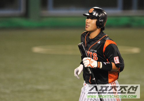 
	[����] ���ؿ�, �ַ�Ȩ�� 1�� �߰���
