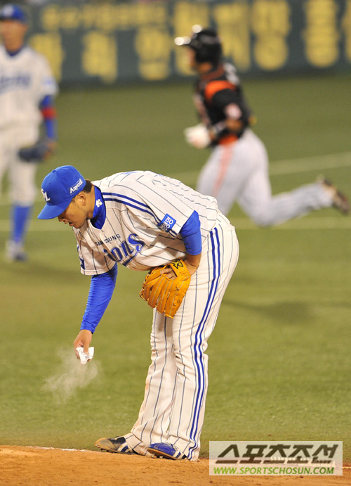 
	[����] ���ؿ�, �ַ�Ȩ�� 1�� �߰���
