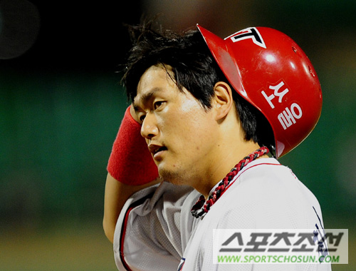 
	[����] KIA ����, 2�� Ȩ������ �¸� ����
