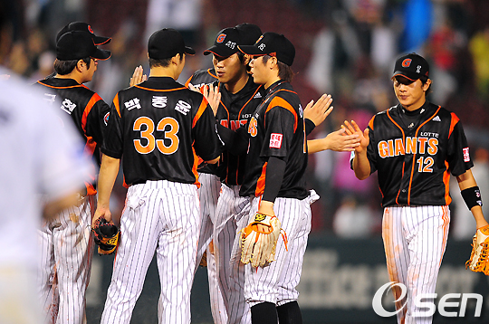 
	[����]�Ե�, '�λ��� 6����'
