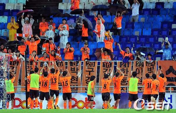 
	[����]����, '�ҵ� ���п� �Ϻ��ϰ� �̰���'
