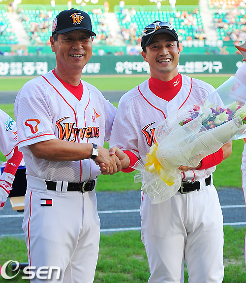 
	[����]�輺��,'�������� 200Ȩ���� �Բ� �����ϸ�'
