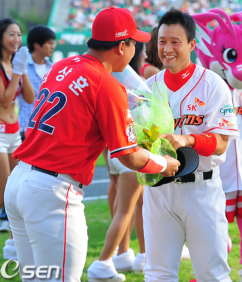 
	[����]�����,'�������� 200Ȩ�� �����ؿ�!
