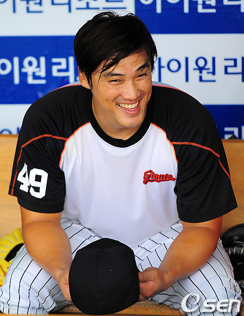 
	[����]ȫ����,'���� �λ��� ����ƽ��ϴ�'
