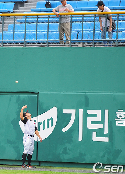 
	[����]ȫ����,'�ҵ鿡�� �� �����ָ�'
