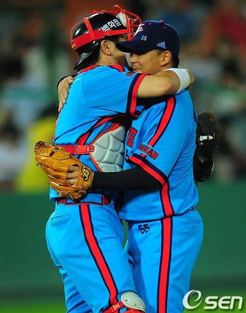 
	[����]����ȣ-�����,'�츮�� �س¾�!'
