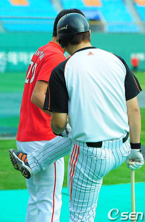 
	[����]����ȣ,'������, �Ѵ� �¾�'
