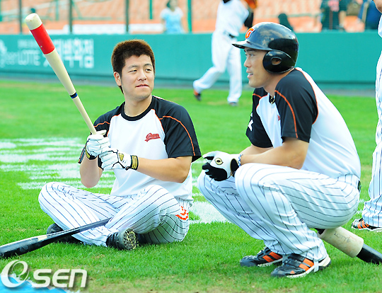 
	[����]����ȣ-����ȯ,'��ſ� �ð�'
