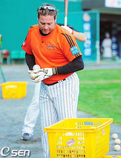 
	[����]�����þ�,'�� ������ ����'
