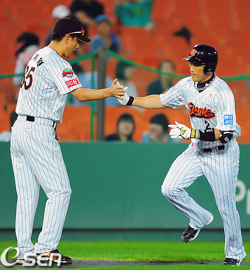 
	[����]����ȯ,'�ַ����� ���� �ռ�����!'
