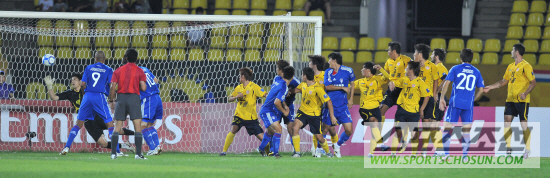 
	[����] ���� ������ 'ȯ���� ����ű'
