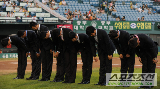 
	[����] LG ���μ����� "�� ��Ź�帳�ϴ�"
