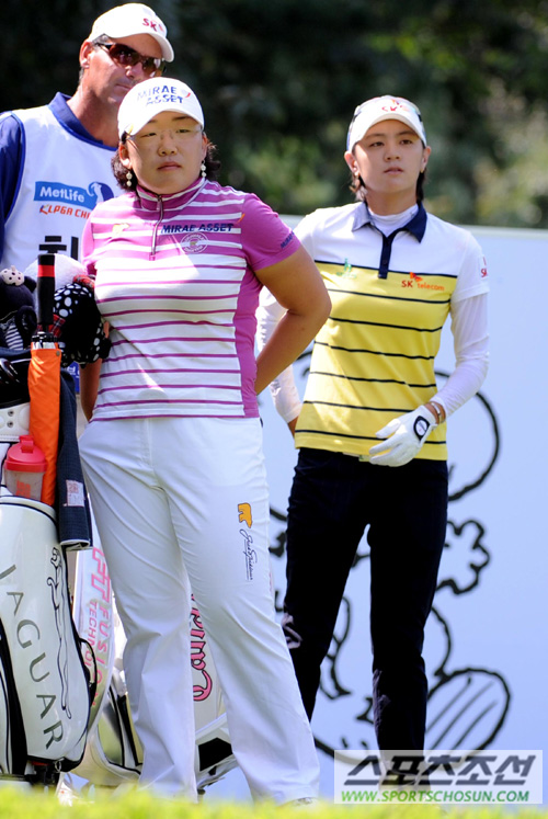 
	[����] 2���� ���� �÷��� �ϴ� �����ֿ� �ֳ���
