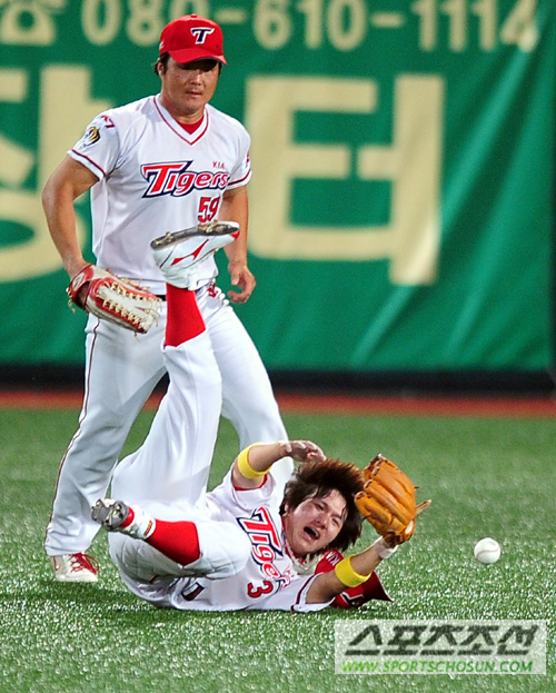 
	[����] KIA ���ݼ� �輱���� 'Ȳ���� ��å'
