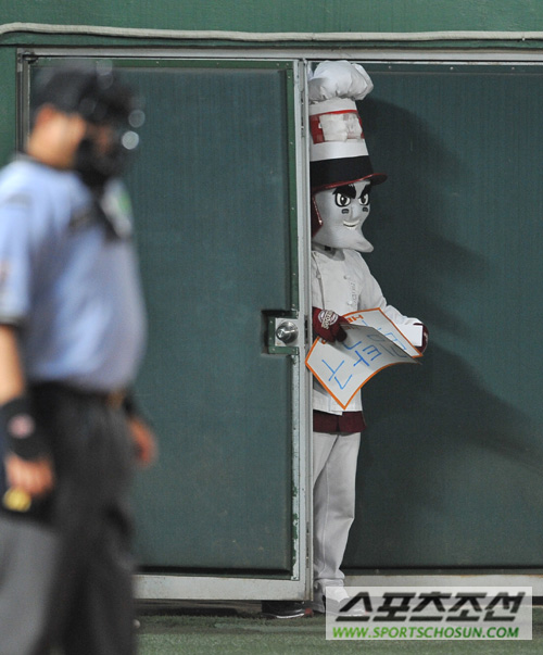 
	[����] �񵿱��忡 �� '��Ź��'
