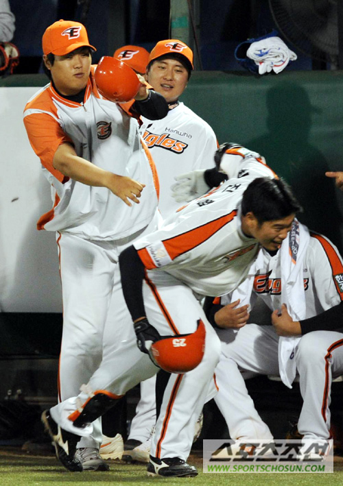 
	[����] ������ '�����ΰ�? �����ΰ�?'
