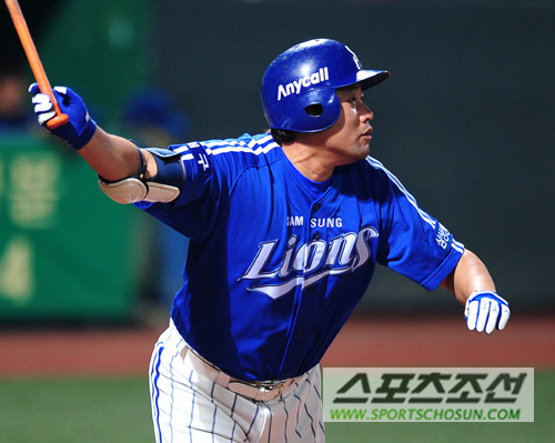 
	[����] "��~��~�� Ȩ��!" ��ġ�� KIA�ҵ�
