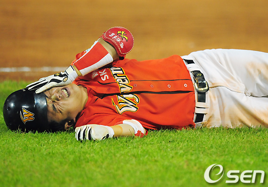 
	[����]����ȯ,'���� �ʹ� ����!'
