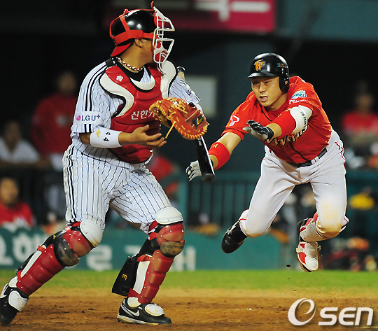 
	[����]�ڰ��,'���� ��Ʈ�� ��� ������!'
