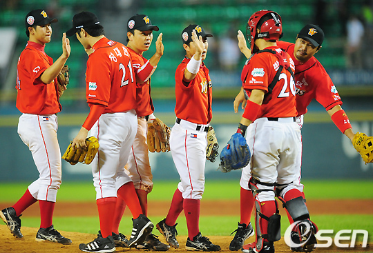 
	[����]�Ǹ����� �º� ���� �¸��� SK
