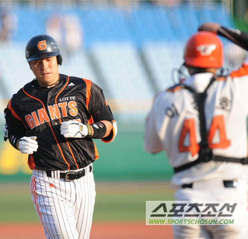 
	[����] �Ե� ����ȣ 'Ȩ�� �߰�'
