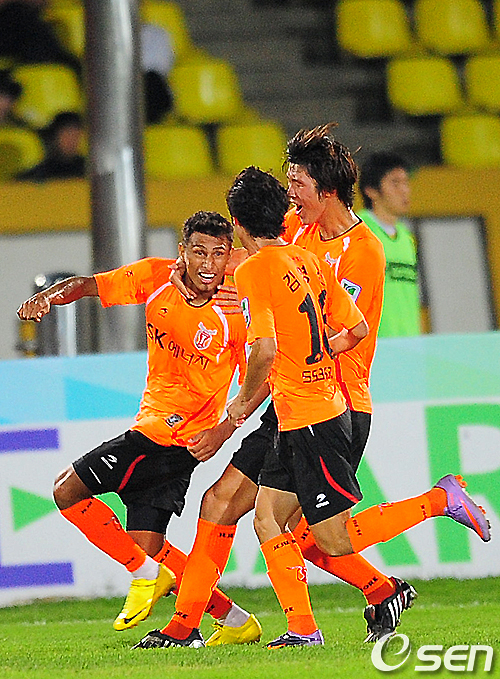 
	[����]'����, ������ �ְ���'
