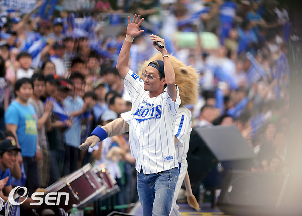 
	[����]DJ DOC ��â��, '��ſ��� ����~'
