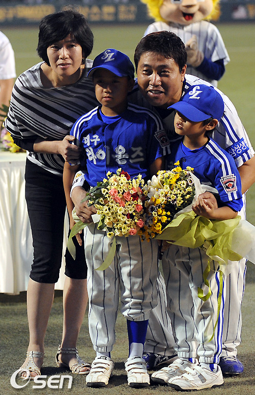 
	[����]�����ϴ� ������,'�Ϳ��� ��ī��� �Բ�'
