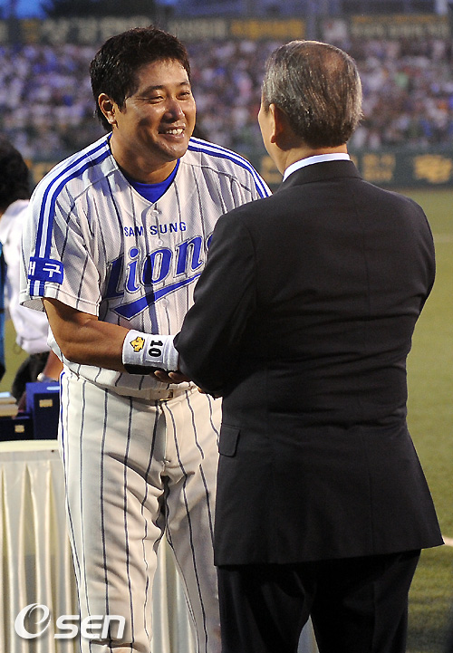 
	[����]������,'����� ���� �����մϴ�'
